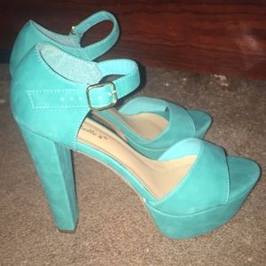 Teal Heels